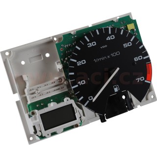 Multi-funkční ukazatel s otáčkoměrem do 7000 rmp (G60 1.8) r.v. 90-91