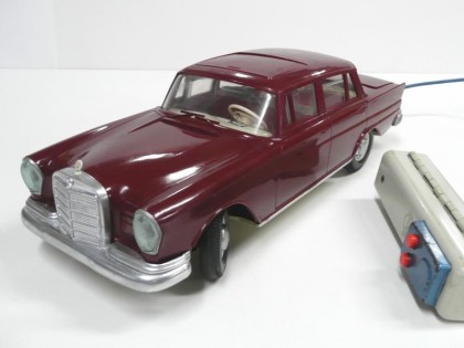 Mercedes 200