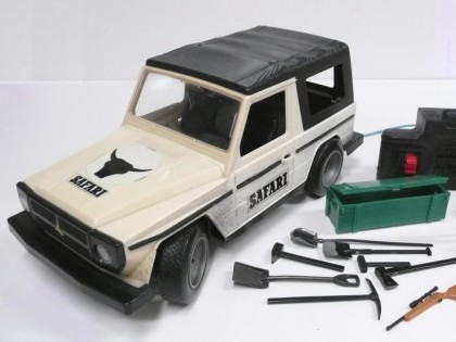 Mercedes Benz 280GE Safari