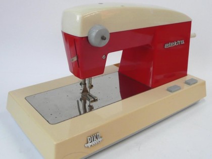 Sewing machine Elektra